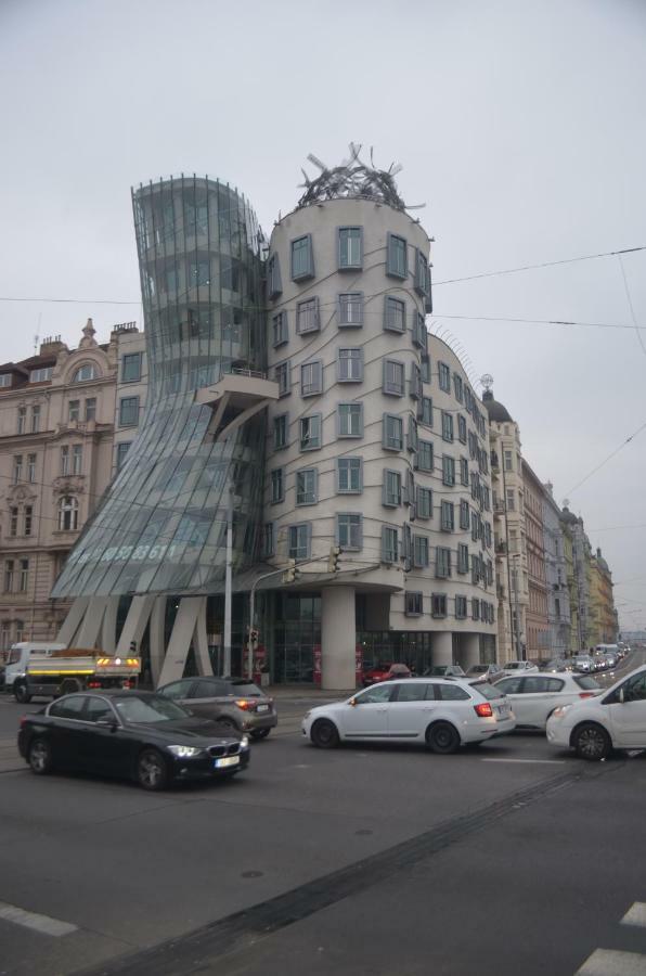 The Dancing House Residence, Two Bedroom Apartment With Balcony Near River! Praga Exterior foto
