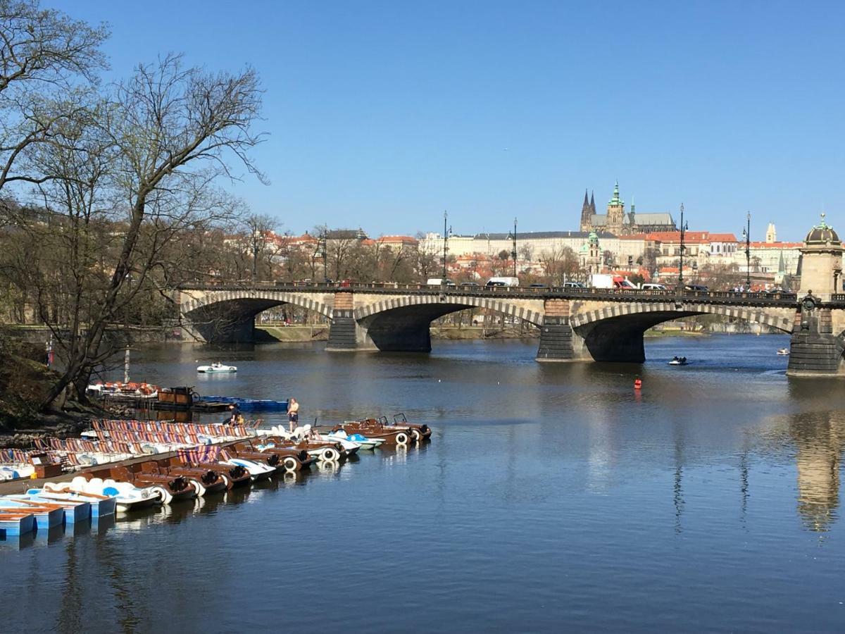 The Dancing House Residence, Two Bedroom Apartment With Balcony Near River! Praga Exterior foto
